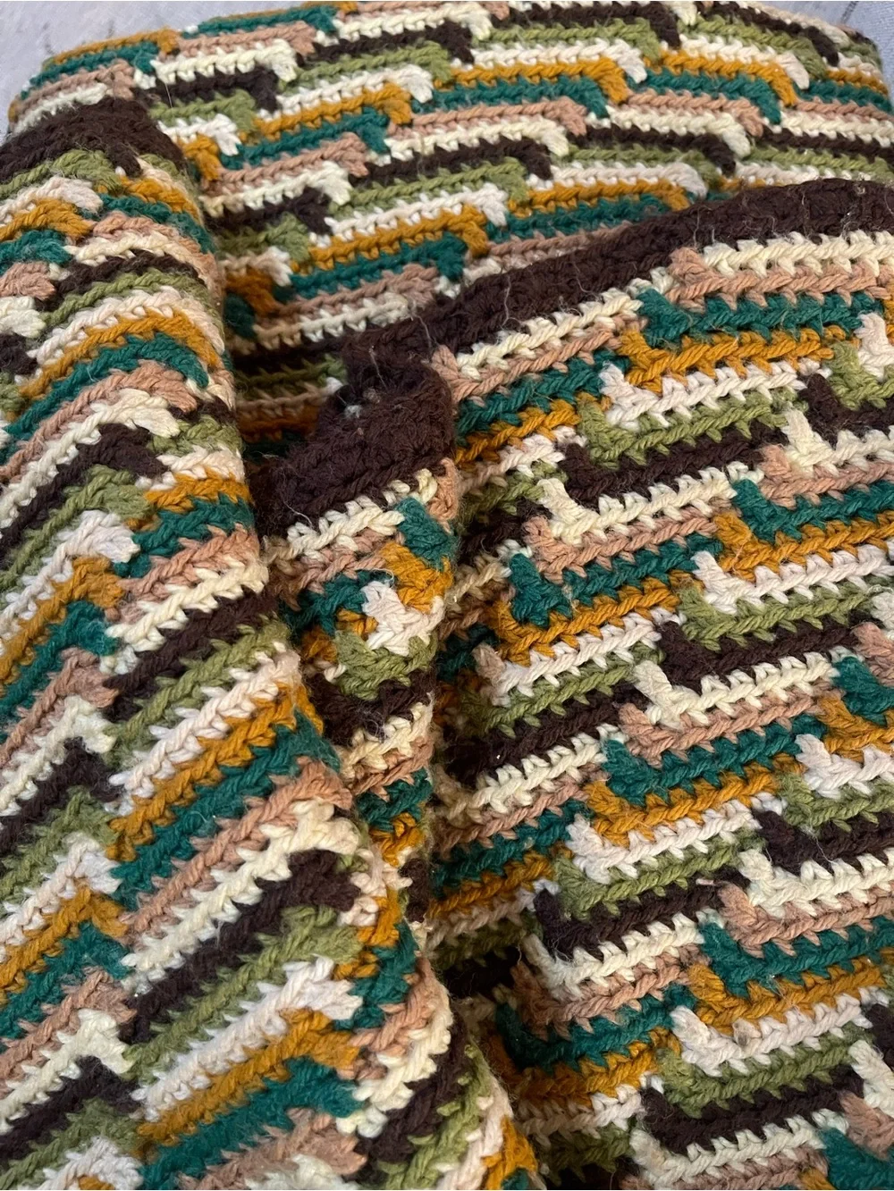 Multicolor Crochet Throw Blanket - Comfort & Texture Queen Size